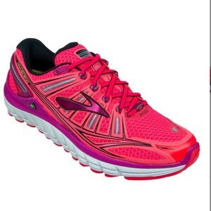 Brooks Diva Pink and Festival Fuchsia Transcend Running Shoes